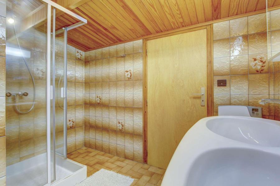 Alquiler al esquí Casa 5 piezas para 10 personas - Maison l'Outo - Morzine - Cuarto de ducha