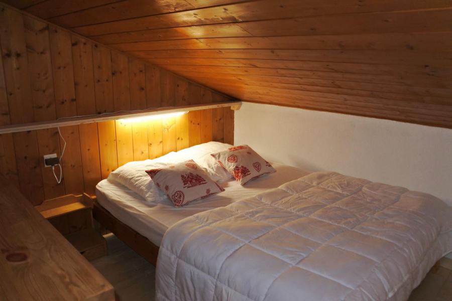 Rent in ski resort 2 room mezzanine apartment 6 people (2) - Résidence Alp'Airelles - Morzine - Apartment