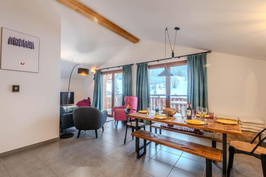 Rent in ski resort 3 room apartment 6 people (A04) - Résidence Chalets Brunes - Morzine - Living room