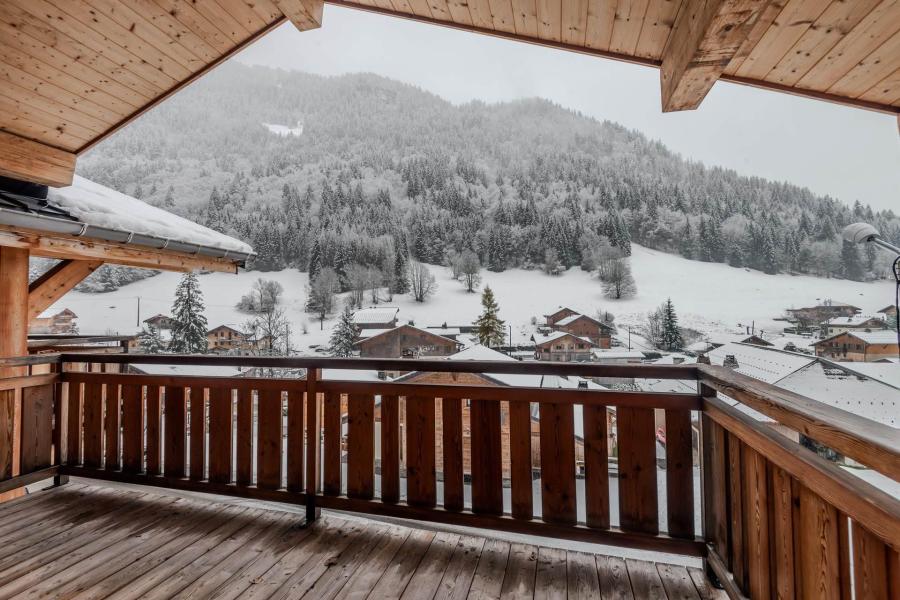 Rent in ski resort 3 room apartment 6 people (A05) - Résidence Chalets Brunes - Morzine - Winter outside