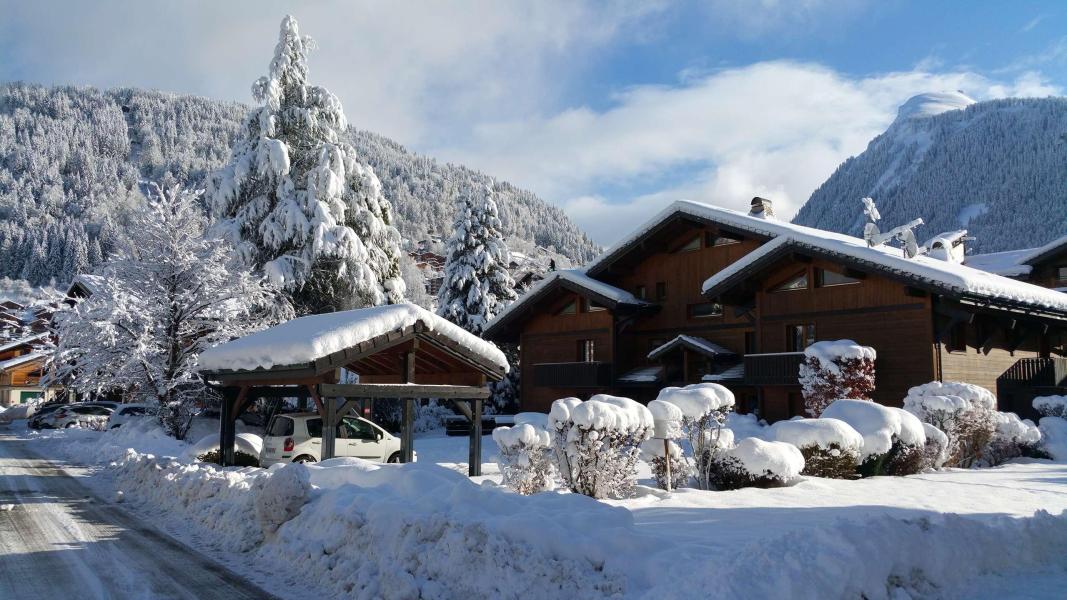 Rent in ski resort Résidence Jeanette - Morzine - Winter outside