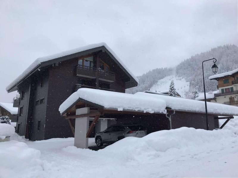 Rent in ski resort Résidence la Ploche - Morzine - Winter outside