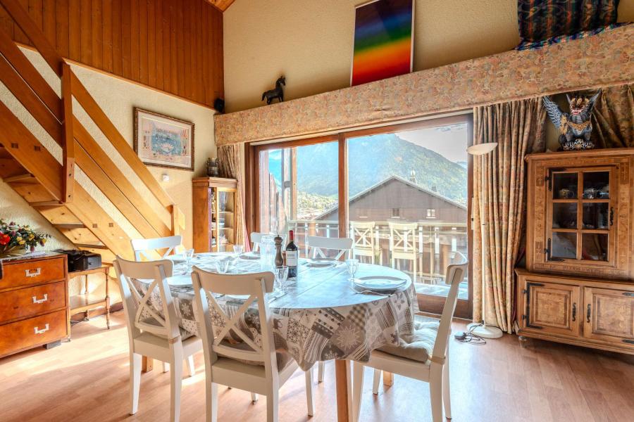 Rent in ski resort 5 room duplex apartment 8 people (20) - Résidence le Lezy - Morzine - Living room