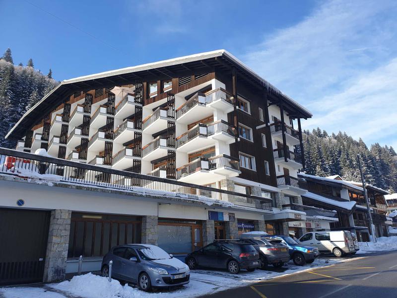 Rent in ski resort Résidence le Major - Morzine - Winter outside