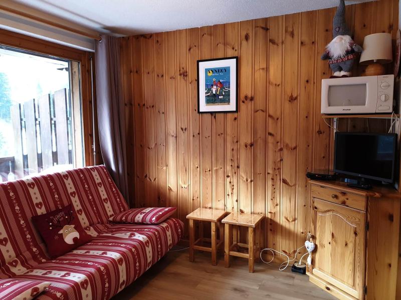 Rent in ski resort 2 room apartment 4 people (B6) - Residence Les Castors - Morzine - Living room