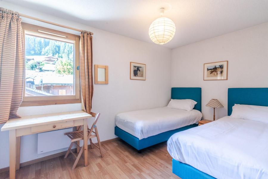 Rent in ski resort 5 room duplex apartment 10 people (5) - Résidence les Cordettes - Morzine - Bedroom