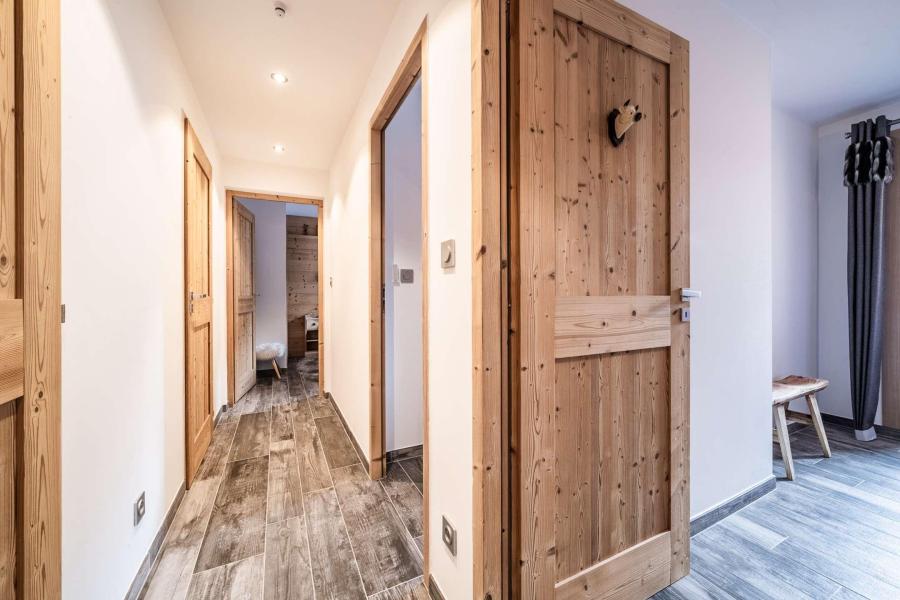 Аренда на лыжном курорте Апартаменты 6 комнат кабин 8 чел. (203) - Résidence les Portes du Pleney - Morzine - Коридор