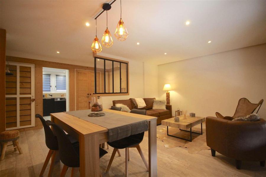 Rent in ski resort 3 room apartment 4 people (A3) - Résidence Ressachaux - Morzine - Living room