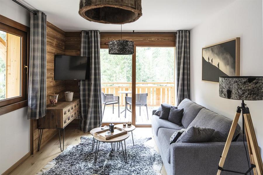 Rent in ski resort Résidence Terresens Les 3 Sophie - Morzine - Living room