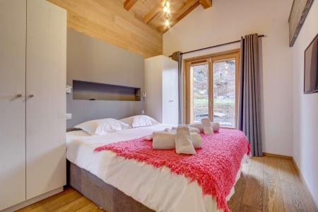 Rent in ski resort 6 room chalet 10 people - Chalet Albatros - Morzine - Bedroom