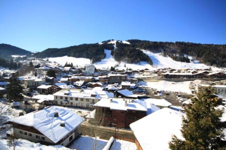 Rent in ski resort 6 room chalet 10 people - Chalet Albatros - Morzine - Winter outside
