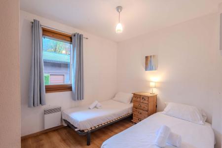 Rent in ski resort 6 room duplex apartment 9 people (4) - Chalet Ale - Morzine - Bedroom