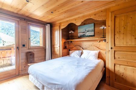 Rent in ski resort 7 room chalet 14 people - Chalet As de Coeur - Morzine - Bedroom