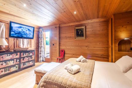 Rent in ski resort 7 room chalet 14 people - Chalet As de Coeur - Morzine - Bedroom