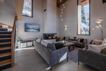 Rent in ski resort 9 room quadriplex chalet 12 people - Chalet Beaufaire - Morzine - Living room