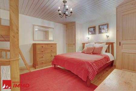 Rent in ski resort 8 room chalet 10 people - Chalet Evelyn - Morzine