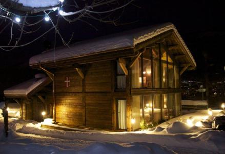 Rent in ski resort 8 room chalet 11 people - Chalet Igloo - Morzine - Winter outside