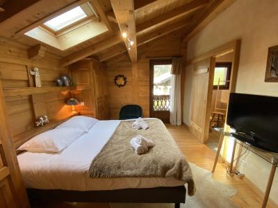 Rent in ski resort 5 room chalet 8 people - Chalet l'Échappée - Morzine - Bedroom