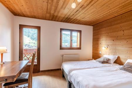 Rent in ski resort 5 room apartment 10 people (2) - Chalet l'Ourson Blanc Morzine - Morzine - Bedroom