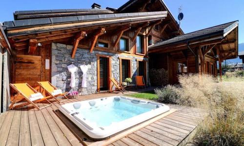 Rent in ski resort Chalet Ressource - Morzine - Winter outside