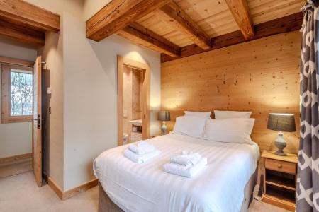 Rent in ski resort Semi-detached 5 room chalet 10 people (1) - Chalet Rosemary - Morzine - Bedroom