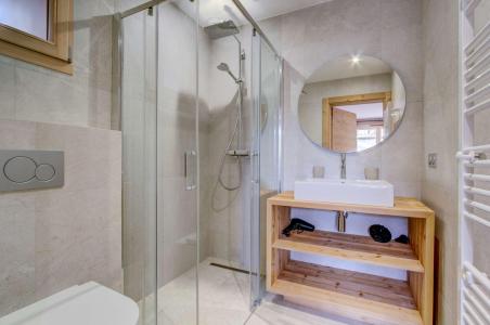 Soggiorno sugli sci Chalet su 3 piani 5 stanze per 9 persone - Chalet Tilly - Morzine - Bagno con doccia