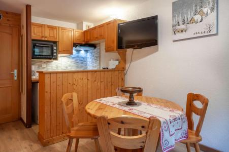 Ski verhuur Studio bergnis 4 personen (10) - La Résidence la Corniche - Morzine - Woonkamer