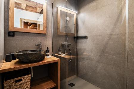 Rent in ski resort 6 room triplex chalet 10 people - NANOOK - Morzine - Shower room