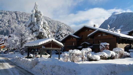 Vacances en montagne Résidence Jeanette - Morzine - Extérieur hiver