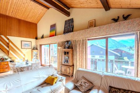 Rent in ski resort 5 room duplex apartment 8 people (20) - Résidence le Lezy - Morzine - Living room
