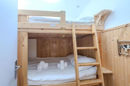 Rent in ski resort Studio sleeping corner 4 people (C6) - Résidence le Major - Morzine - Bedroom
