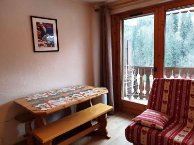 Skiverleih 2-Zimmer-Appartment für 4 Personen (B6) - Residence Les Castors - Morzine - Wohnzimmer