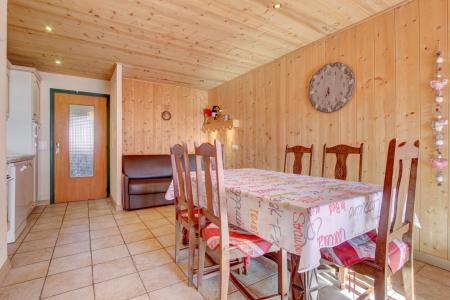 Wynajem na narty Apartament 3 pokojowy 6 osób (A6) - Résidence les Chevruls - Morzine - Pokój gościnny