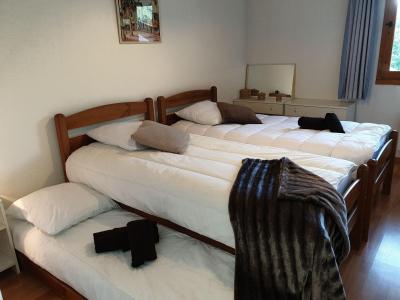 Skiverleih 4 Zimmer Maisonettewohnung für 6 Personen (2) - Résidence les Cordettes - Morzine - Schlafzimmer