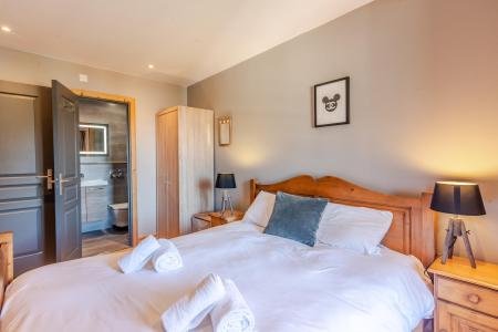 Rent in ski resort 5 room duplex apartment 8 people (4) - Résidence les Cordettes - Morzine - Bedroom