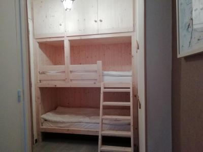Rent in ski resort 2 room apartment 4 people (A7) - Résidence Morzine 1000 - Morzine - Bedroom