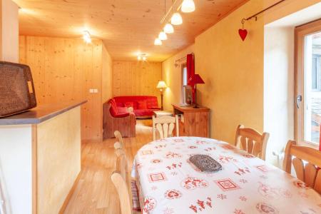 Rent in ski resort 3 room apartment 6 people (2) - Résidence Place Eglise - Morzine - Apartment