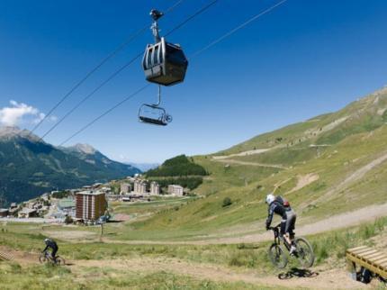 Аренда на лыжном курорте Résidence le Rond Point des Pistes II - Orcières Merlette 1850