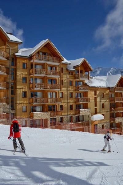 Vacances en montagne La Résidence Rochebrune Le Vallon - Orcières Merlette 1850 - Extérieur hiver