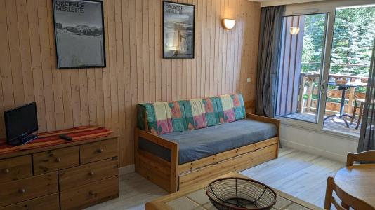 Rent in ski resort Studio sleeping corner 6 people (143A) - Résidence le Rond Point des Pistes I - Orcières Merlette 1850 - Living room