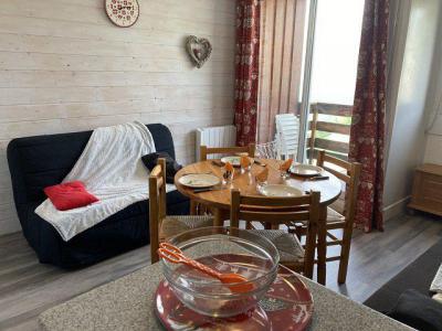 Rent in ski resort Studio sleeping corner 6 people (67A) - Résidence le Rond Point des Pistes I - Orcières Merlette 1850 - Living room