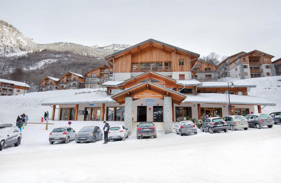 Rent in ski resort Le Hameau des Eaux d'Orelle - Orelle - Winter outside