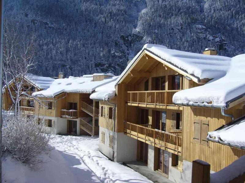 Rent in ski resort Résidence Orelle 3 Vallées By Résid&Co - Orelle - Winter outside