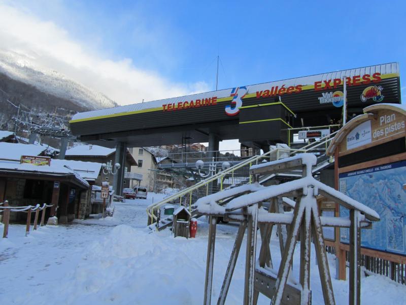 Ski verhuur Résidence Orelle 3 Vallées By Résid&Co - Orelle - Buiten winter