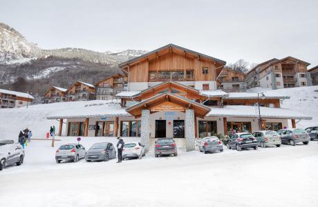 Ski verhuur Le Hameau des Eaux d'Orelle - Orelle - Buiten winter
