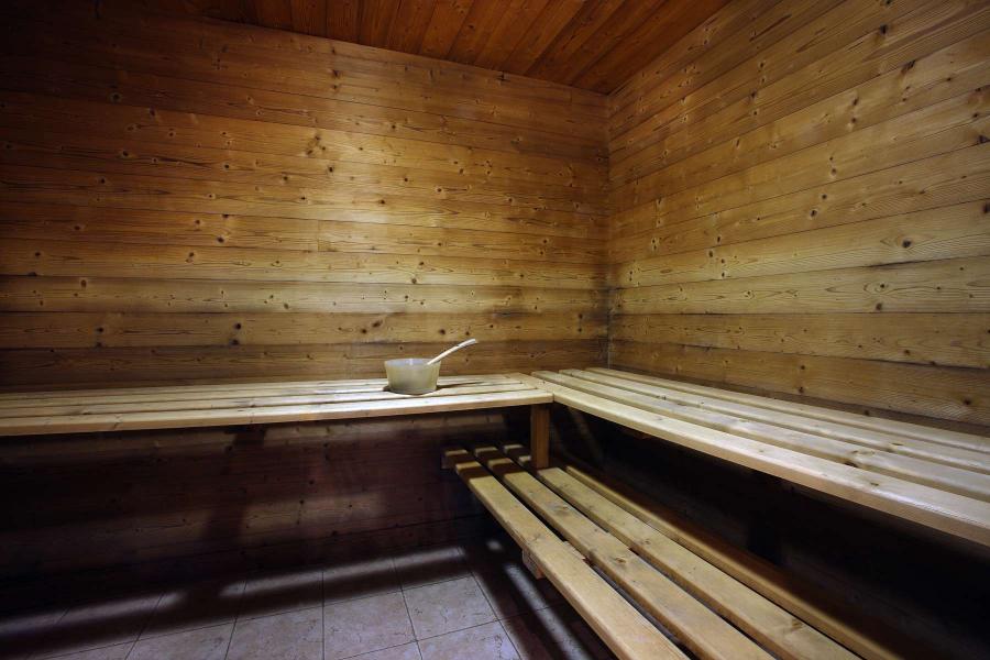 Location au ski Résidence Chalet des Neiges - Oz 3300 - Sauna