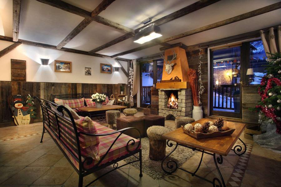 Rent in ski resort Résidence Chalet des Neiges - Oz en Oisans - Living room