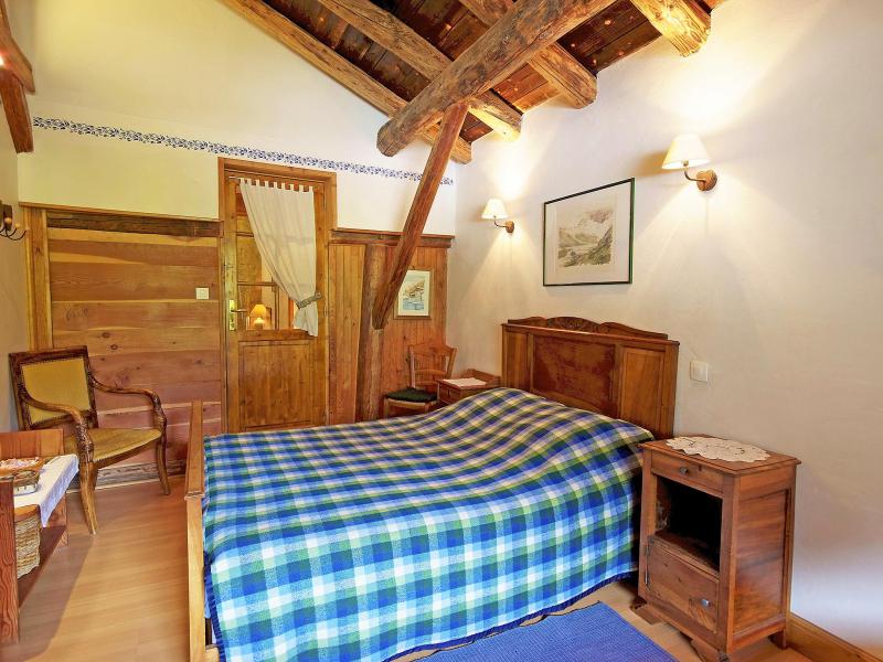 Rent in ski resort Chalet de Claude - Peisey-Vallandry - Bedroom