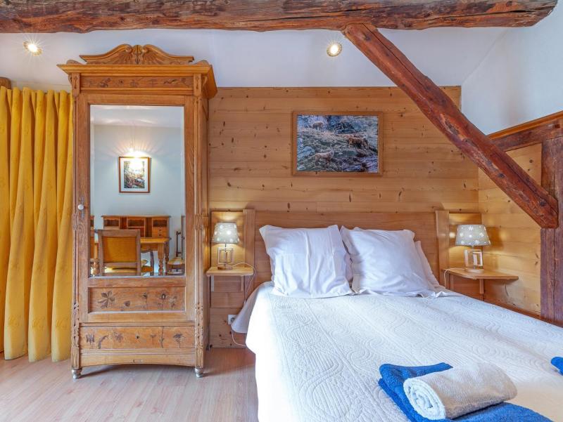 Rent in ski resort Chalet de Claude - Peisey-Vallandry - Bedroom
