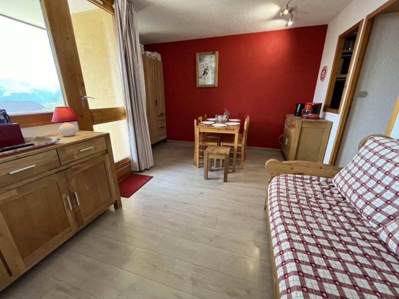 Location au ski Studio coin montagne 4 personnes (0213) - Résidence de l'Aigle - Peisey-Vallandry - Séjour